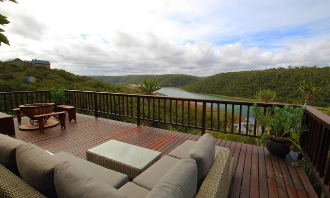 Bushman's River Mouth Apartamento | CANELA: Bespoke Safari River View