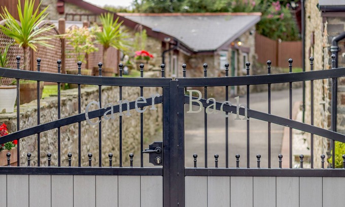 Blackmill Cabaña | Caner Bach Lodge