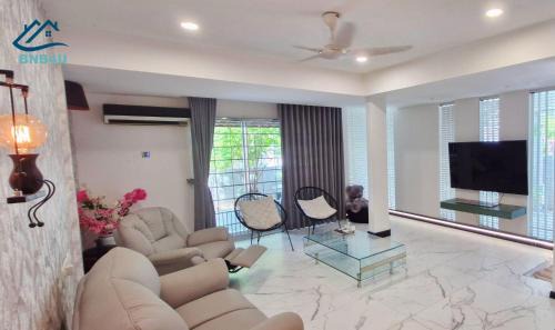 Taman Islands Glades Apartamento | Cangkat Delima Gathering House by BNB4U