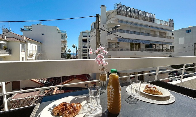 Pointe Croisette Apartamento | Cannes: Palm Beach area - 1 bedroom apartment - terrace, sea view