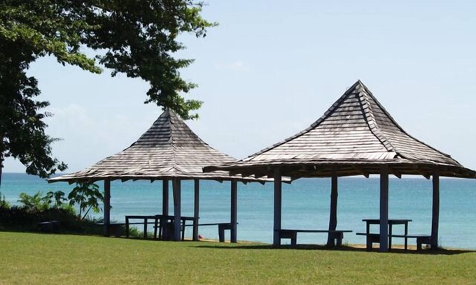 Crown Point Apartamento | Canoe Bay Beach Resort