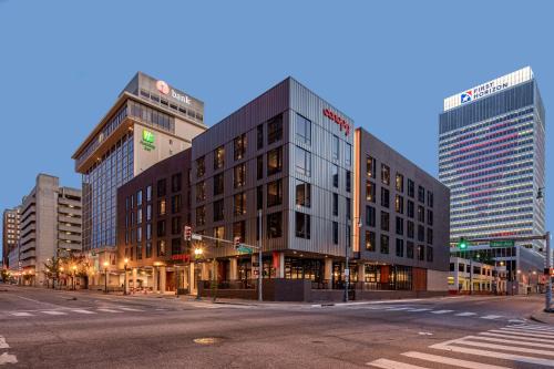 Downtown Memphis Hotel | Canopy By Hilton Memphis Downtown