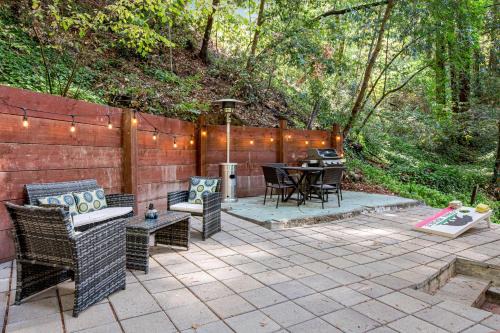 Rio Nido Casa | Canyon House