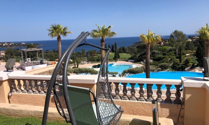 Cap Esterel Apartamento | Cap Estérel, 2 pièces, jardin, vue mer et piscine