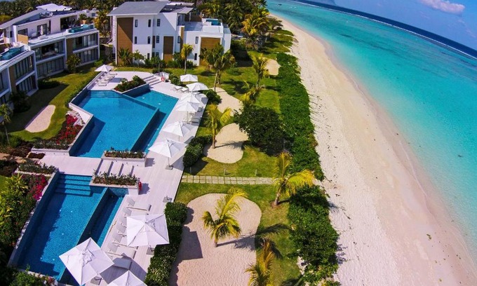 Wolmar Apartamento | Cap Ouest Beachfront Luxury Penthouse & Apartment