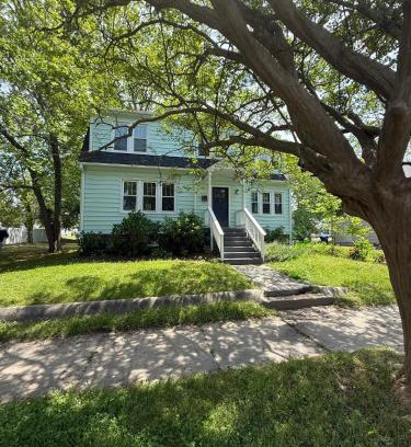Cape Charles Casa | Cape Charles Cottage - just blocks from beach & downtown!