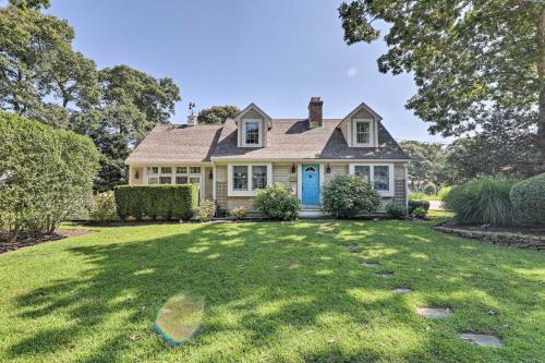 Falmouth Heights Casa | Cape Cod Cottage with Deck, Grill, and Games!
