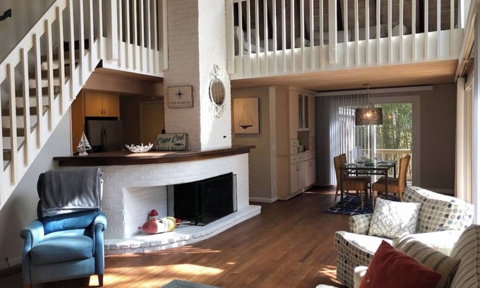 New Seabury Casa | Cape Escape- Entire New Seabury Home Sleeps 8