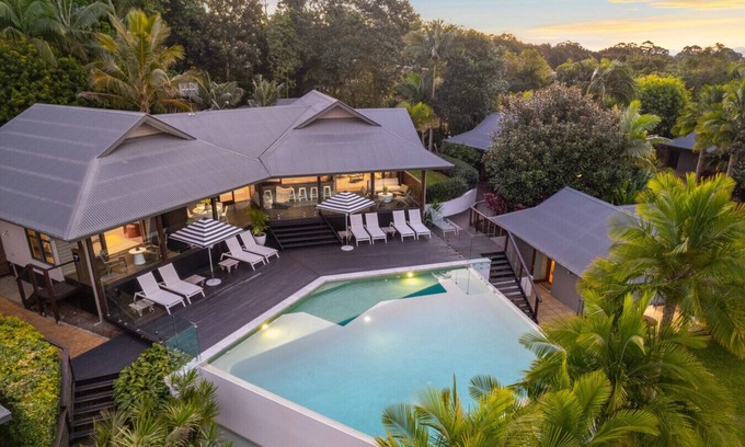 Ewingsdale Casa | Cape Vue - Whole Estate