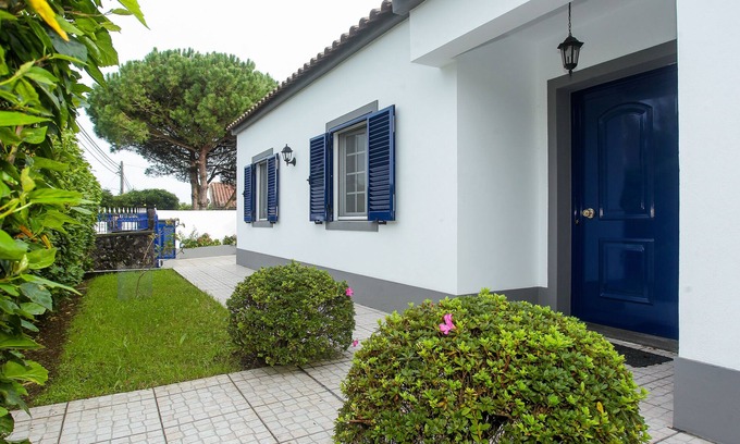 Capelas Villa | Capelas Blue, Relax & Fun, Up to 14 Guest!