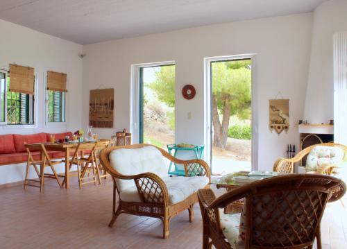 Kontos Casa | Caper & Olive mountain cottage