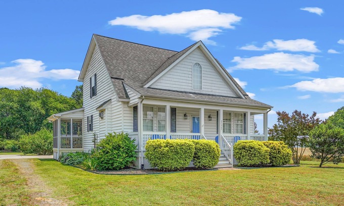 Capeville Casa | Capeville Cottage - modern comfort close to Cape Charles!