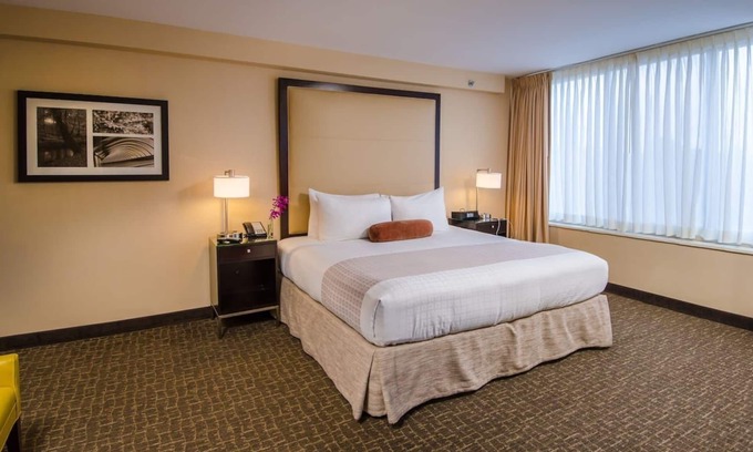 Dupont Circle Hotel | Capital Vacay! 3 Executive Units, Short Drive to Smithsonian Museums and Zoo