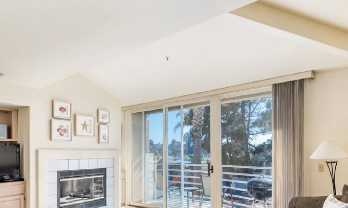 Capitola Casa | Capitola Cliff Drive #3