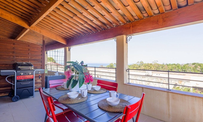 Belgodere Apartamento | Capra Scorsa - Appt vue mer et piscine partagée