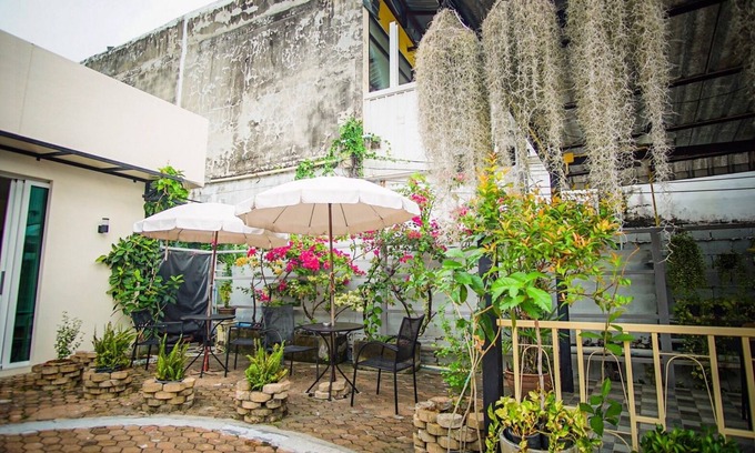 Patong Hotel | Capricorn Village