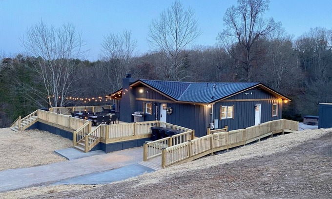 Speedwell Casa | Captain Brown's Lake Escape on Norris Lake