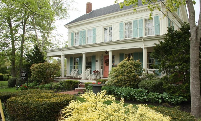 South Yarmouth Cama Y Desayuno | Captain Farris House