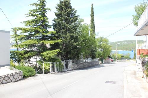 Jadranovo Apartamento | Captain's promenade