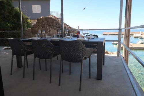 Zavalatica Casa | Captains beach home