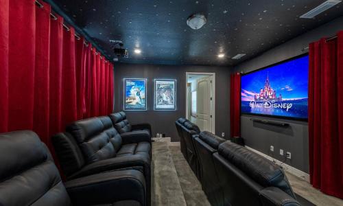 Bay Lake Casa | Captivating 5 Bdrm Villa with Theater at Encore