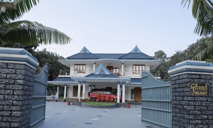 Kulanada Cabaña | Captivating 5-Bed Villa in Vettiyar