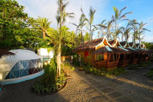 Lanas Complejo | Carabao Island Beach Camp
