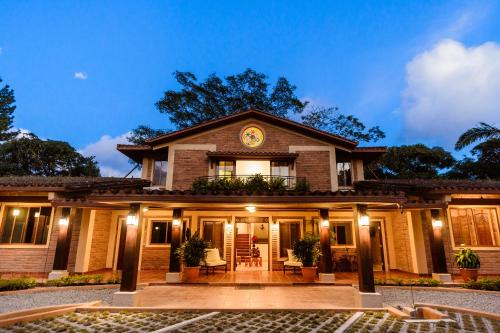 El Valle de Anton Hotel | Caracoral Hotel Boutique