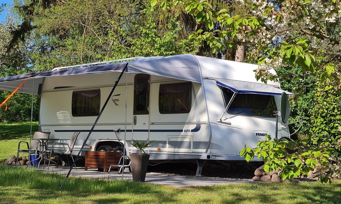 Ehmkendorf Casa | Caravan in a rural idyll