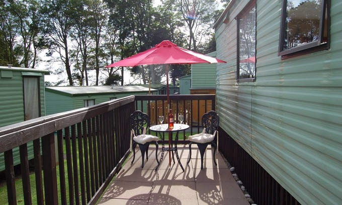 Bryn-crug Casa | Caravan B26 at The Woodlands