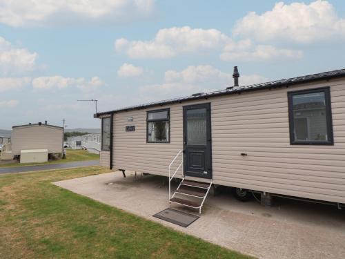 Towyn Casa | Caravan B8