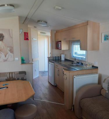 Mablethorpe and Sutton Chalet De Esquí | caravan escape at happy days mablethorpe