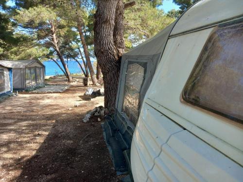 Susica Otro | Caravan near the sea 4