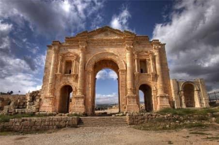 Jerash Casa | CardoStudio( شارع الاعمدة)