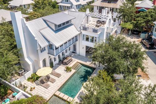 Rosemary Beach Casa | Carefree Cottage