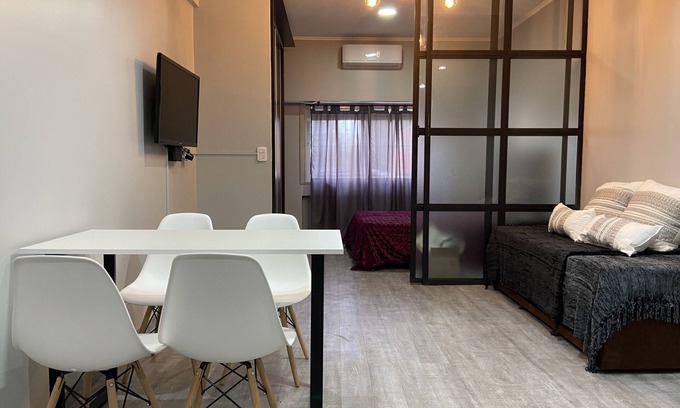 Castelar Apartamento | Cares Apartament, Castelar Centro, Buenos Aires.
