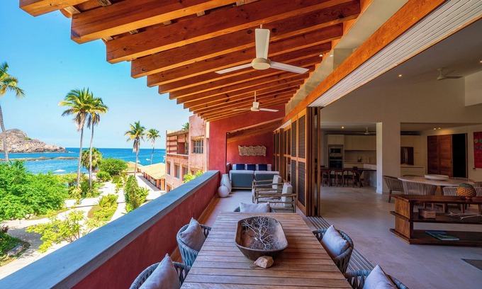 Costa Careyes Condominio | Blend oceanfront retreat where barefoot comfort meets island views and starlit skies.