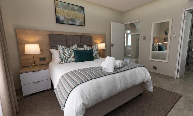 Port Edward Apartamento | Caribbean Estates - 35 Montego Bay by Luxe