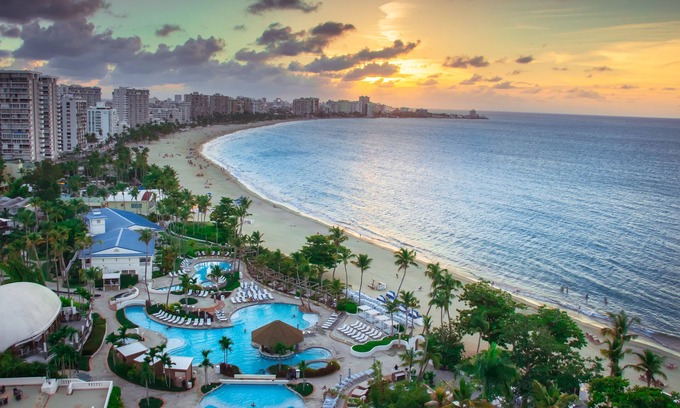 Isla Verde Apartamento | Caribbean Presidential Suite Ocean View
