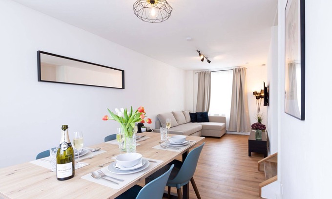 Bielefeld Apartamento | Caricasa: Gemütliche Unterkunft für bis zu 6 Personen in Bielefeld