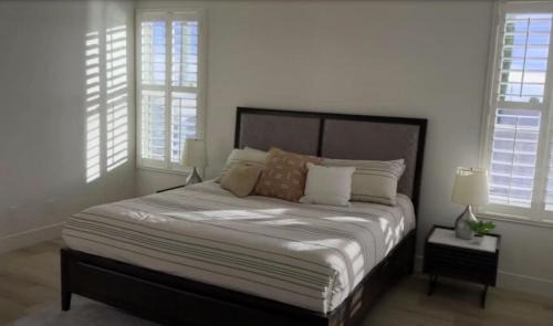 Centennial Hills Villa | Carl Rivera