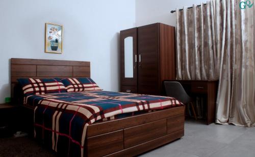 Teshie Casa | CARL's VILLA