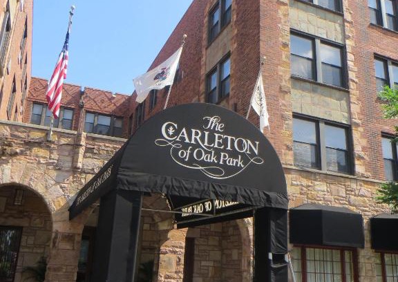 Oak Park Hotel | Carleton of Oak Park