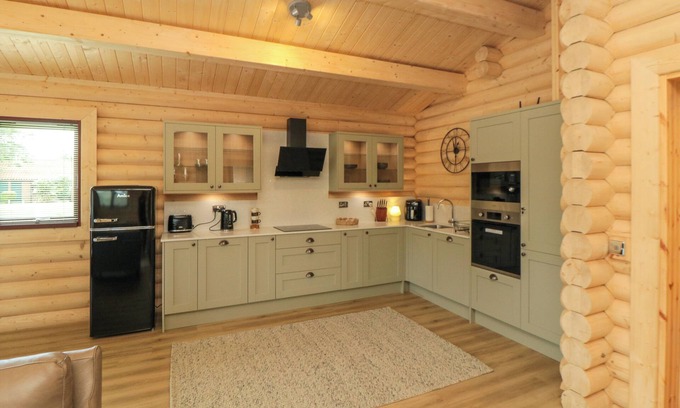Carlton-in-Cleveland Cabaña | Carlton Lodge 1