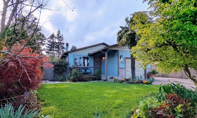 Carlton Casa | Carlton Oasis ~ A Wine Country Tropical Oasis