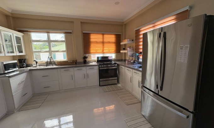 Georgetown Cama Y Desayuno | Carmichael Suites