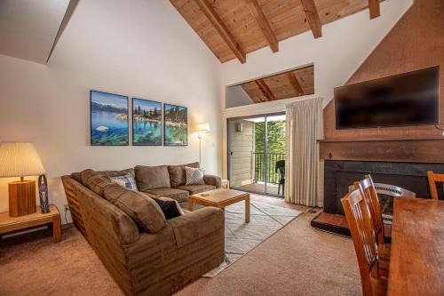 Carnelian Woods Casa | Carnelian Woods #128 By Hauserman Rentals