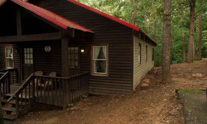 Fair Play Complejo | Carolina Landing Camping Resort Deluxe Cabin 6