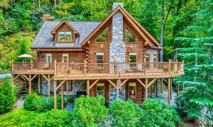 Lake Lure Casa | Carolina Mountain Retreat