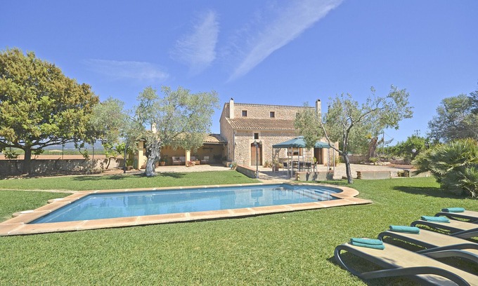 Sa Pobla Cabaña | Carratxet - Amplia casa con gran piscina y jardín en Buger, Mallorca